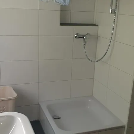 Private Askinartar Mainz