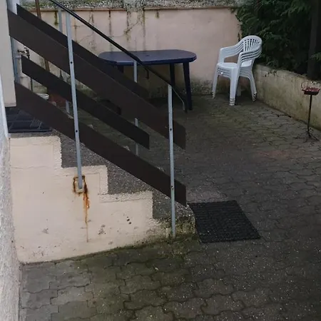 Private Askinartar * 美因茨